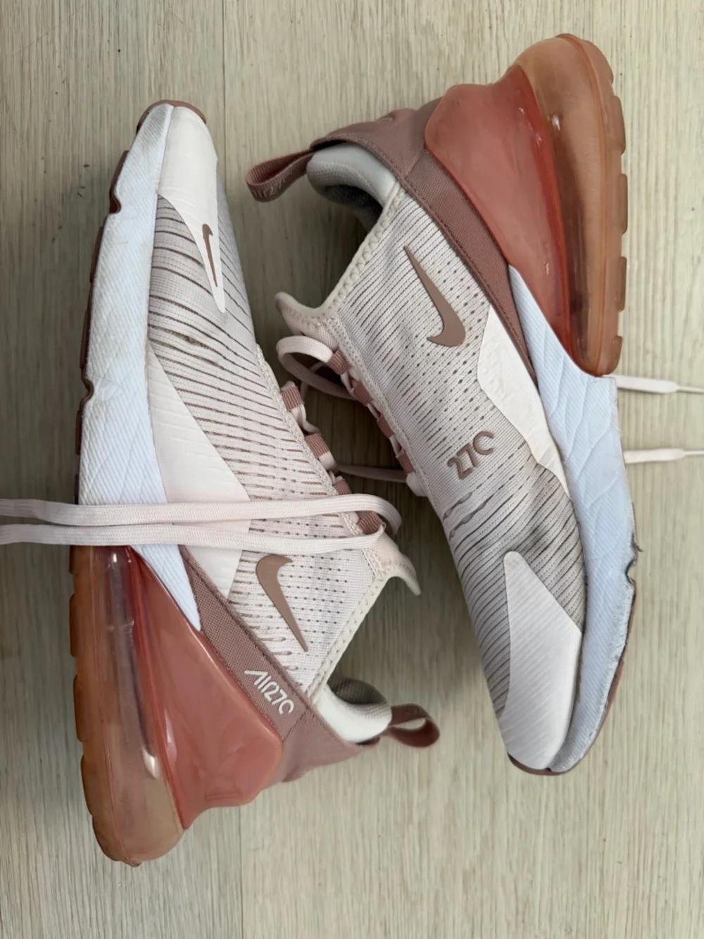Nike Women’s Air Max 270 Sneakers - Blush Pink & White - Picture 4 of 10